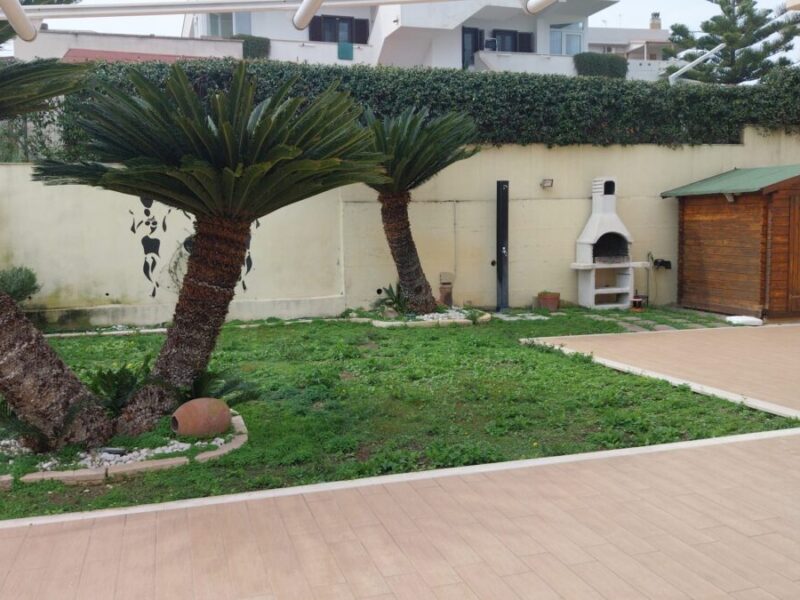 UNICA OPPORTUNITÀ A SANTA MARINELLA Delizioso appartamento adiacente mare