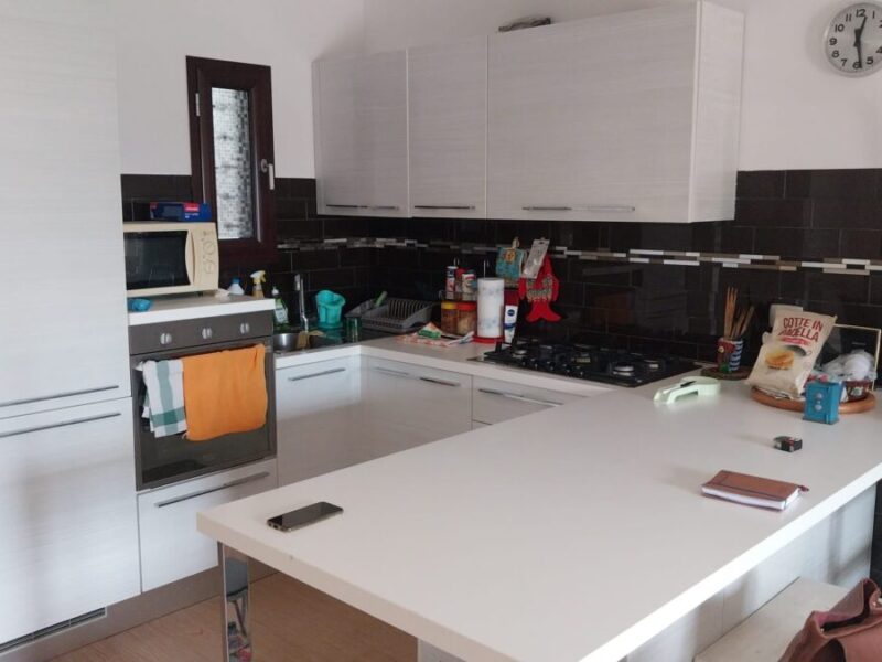 UNICA OPPORTUNITÀ A SANTA MARINELLA Delizioso appartamento adiacente mare