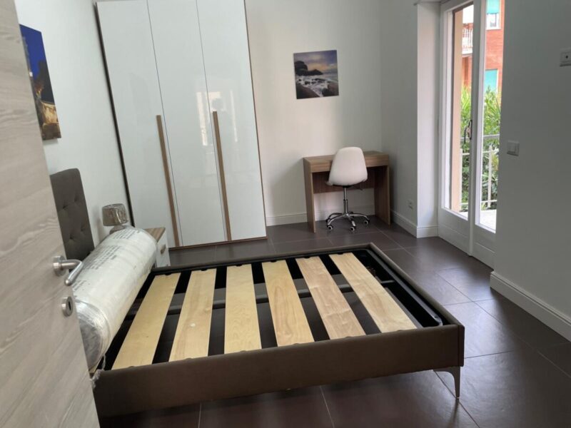vicinanze Gemelli affitto stanza con bagno privato e balcone
