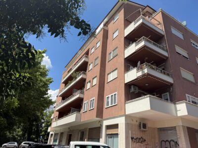 ROMA APPARTAMENTO UGO OJETTI (TALENTI)