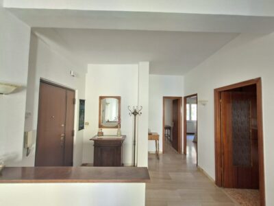 Appartamento grande 3 camere e due balconi