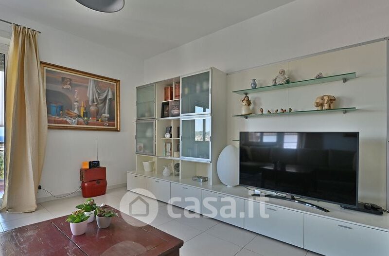 BORGHETTO SANTO SPIRITO VENDESI VILLA BIFAMILIARE CON VISTA MARE