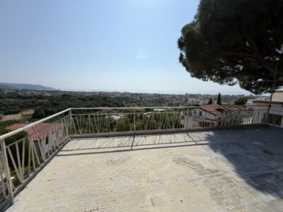 BORGHETTO SANTO SPIRITO VENDESI VILLA BIFAMILIARE CON VISTA MARE