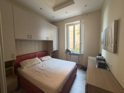 PIETRA LIGURE VENDESI BILOCALE FRONTE MARE