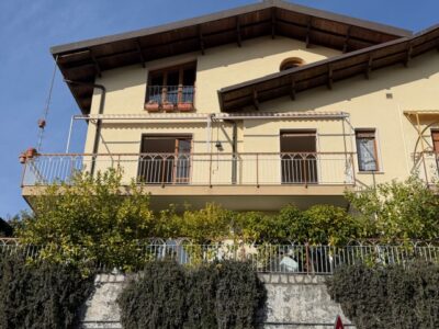 BOISSANO VENDESI AMPIO QUADRILOCALE CON VISTA MARE