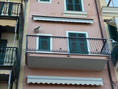 LOANO CENTRO VENDESI TRILOCALE FRONTE MARE